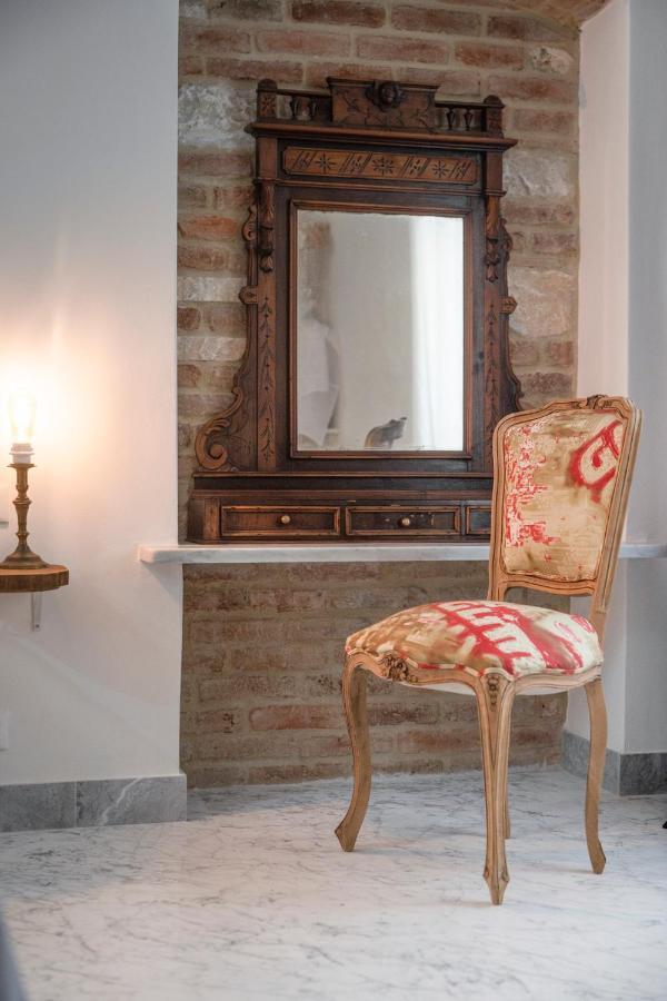 Bed and breakfast Carrara Bella Extérieur photo